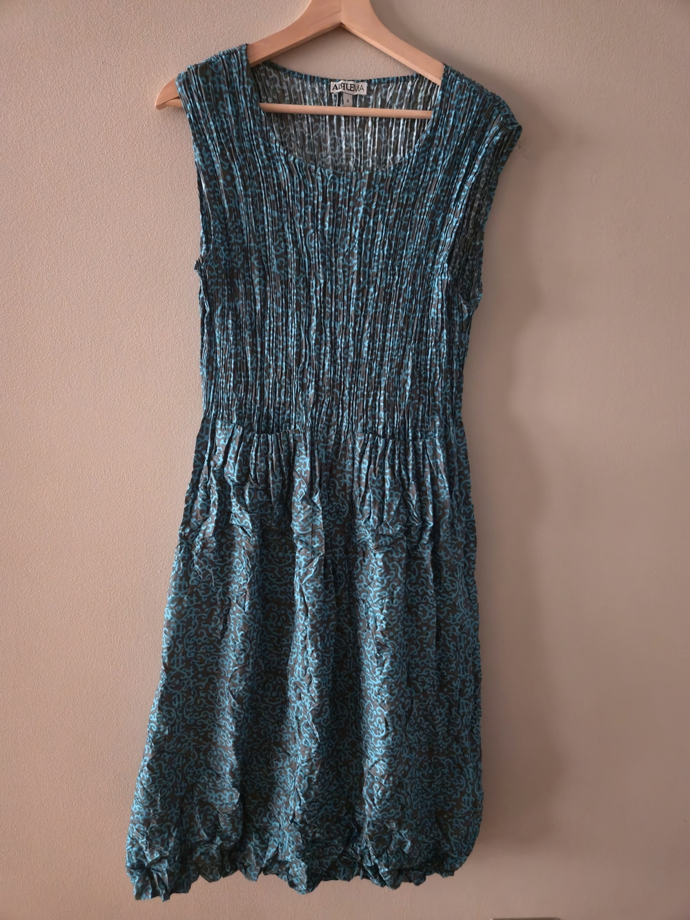 Alquema Sleeveless Smash Pocket Dress Crinkle Pleaded Stretch